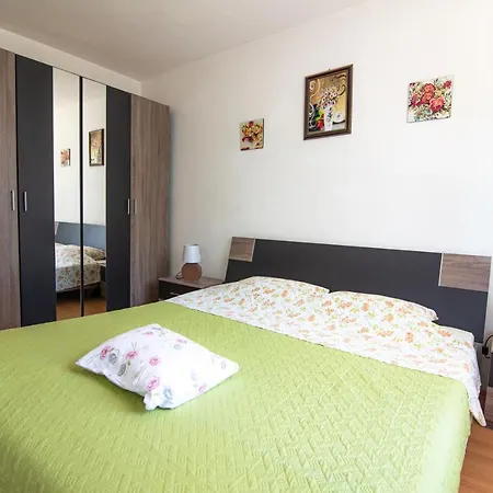 Igor No.2 - Free Parking - Ika, Opatija Apartman *